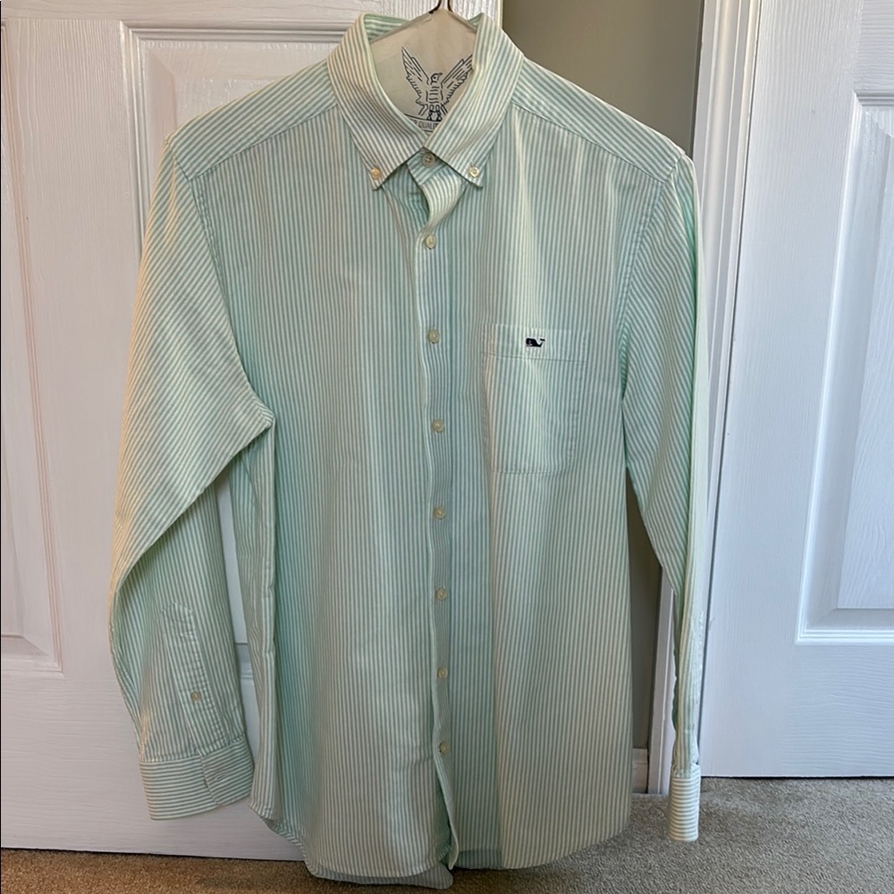 Vineyard Vines Green Casual Button Down Shirt with Point Collar
